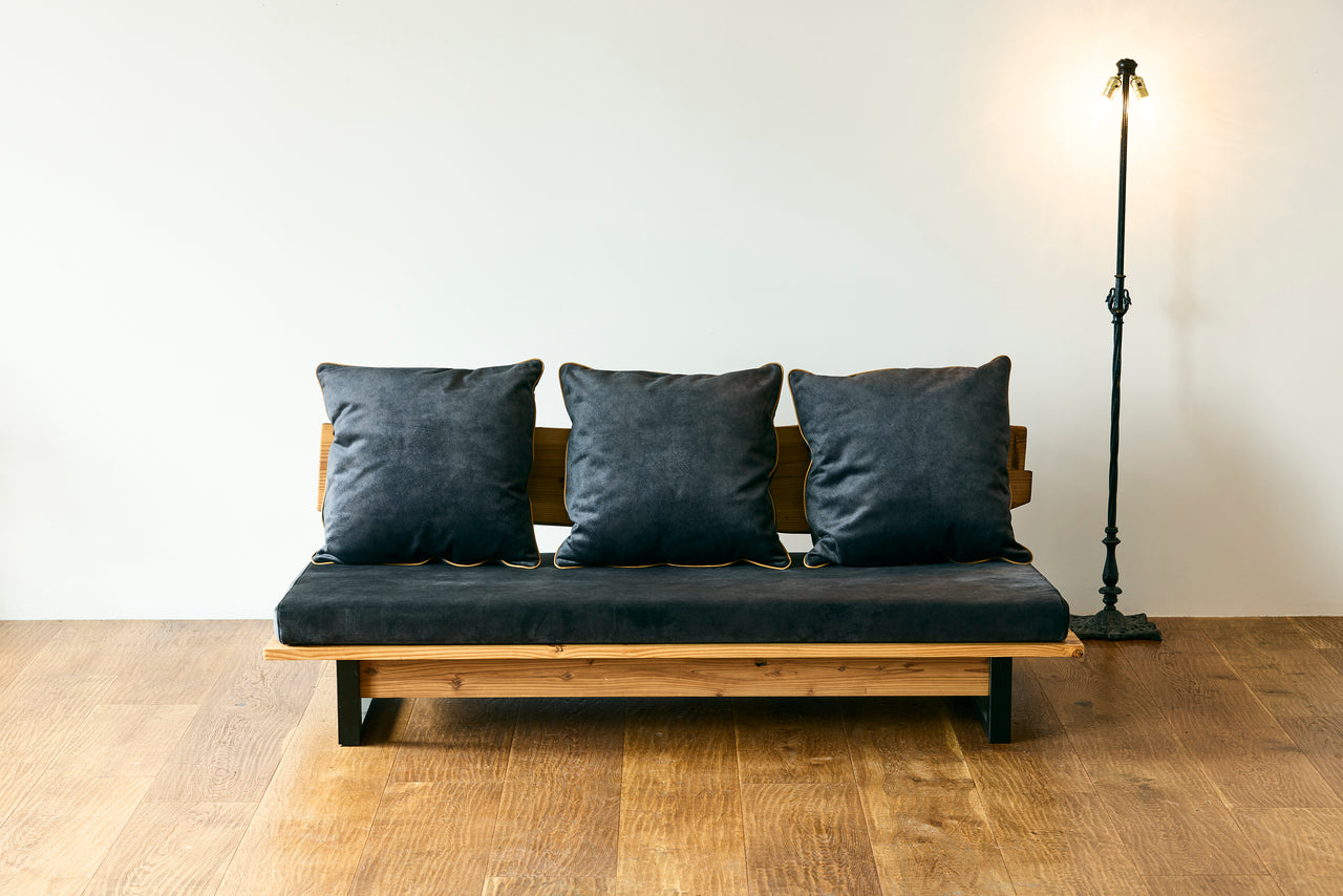 Tanaka Sofa