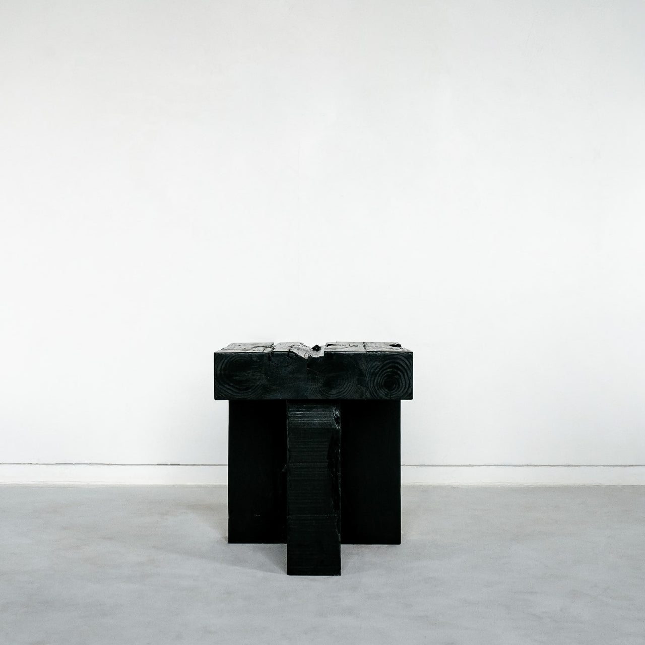 ET Stool Black