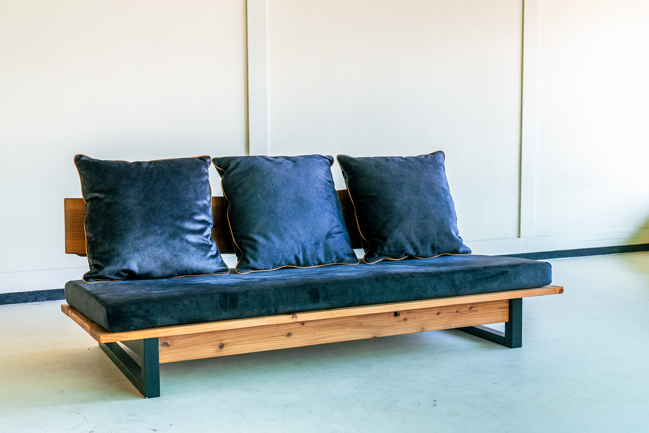 Tanaka Sofa